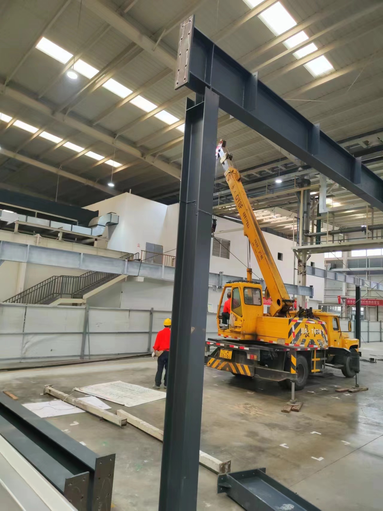 一汽大眾鋼框架施工